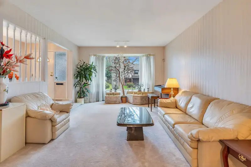 1921 155 STREET - photo 3 of 35