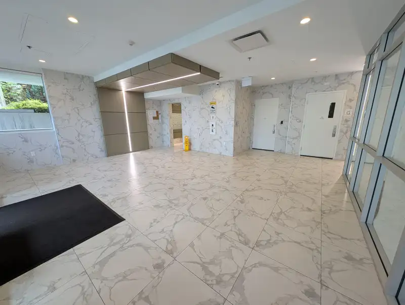 109 528 W KING EDWARD AVENUE - photo 3 of 20