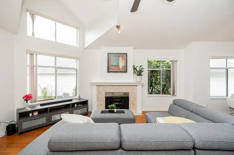 50 19649 53 AVENUE - photo 2 of 28