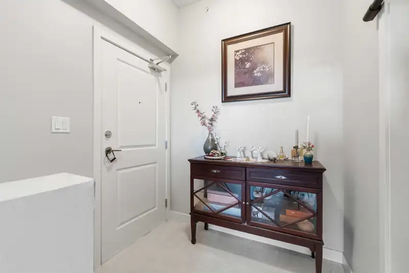 1805 6333 KATSURA STREET - photo 2 of 24