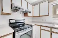 8607 SELKIRK STREET - thumbnail 11