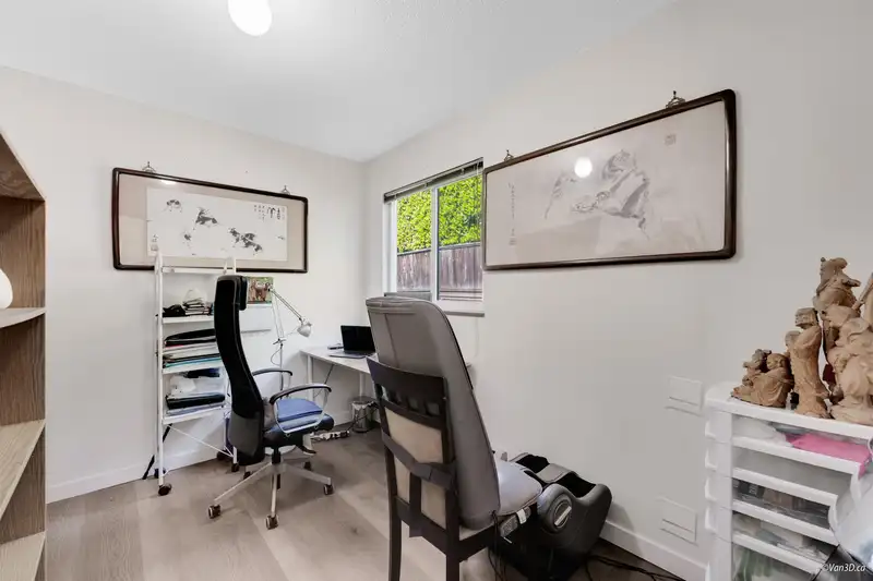 8607 SELKIRK STREET - photo 4 of 40