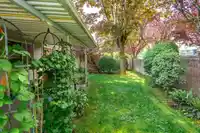 5 5051 203 STREET - thumbnail 32
