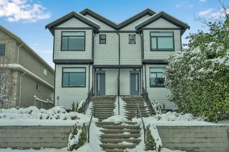 1423 E 62ND AVENUE - photo 3 of 35