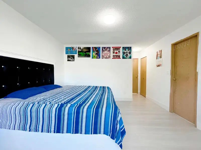 9328 132 STREET - photo 3 of 24