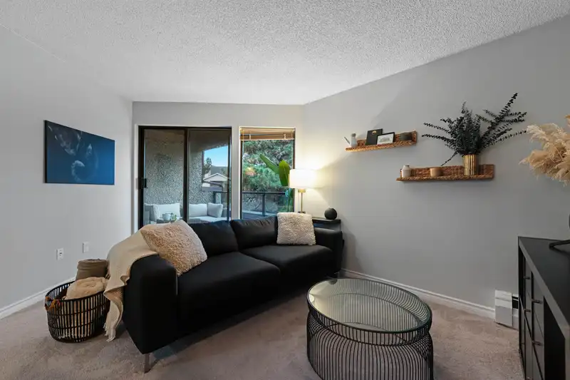 327 8460 ACKROYD ROAD - photo 3 of 20