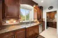 16416 92A AVENUE - thumbnail 13