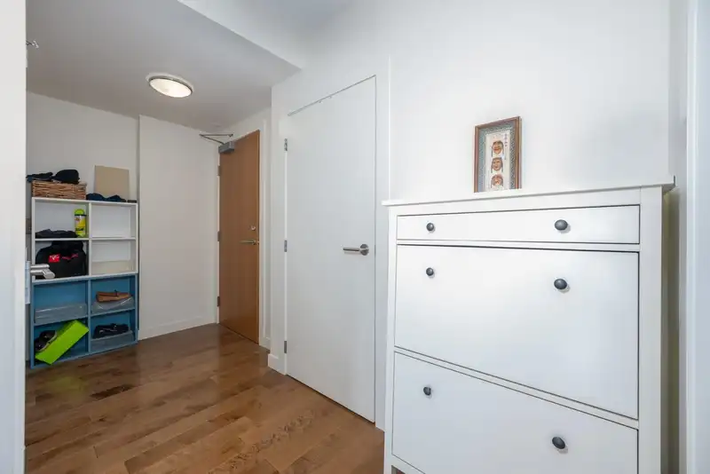 309 4083 CAMBIE STREET - photo 4 of 18
