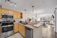 229 3122 ST JOHNS STREET - thumbnail 3
