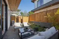 2 2752 GRAVELEY STREET - thumbnail 14