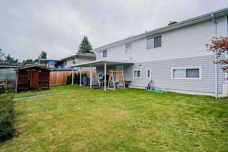 12219 99 AVENUE - photo 3 of 3