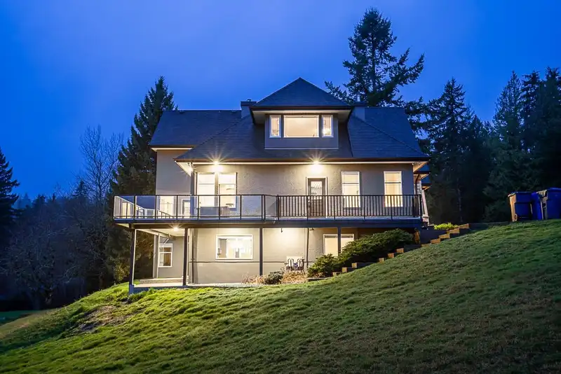 10228 STAVE LAKE ROAD - photo 4 of 40