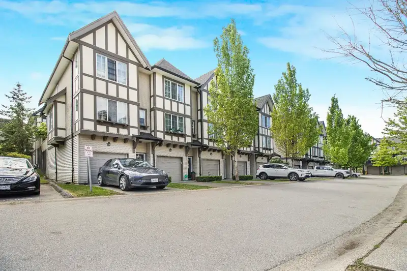 92 20875 80 AVENUE - photo 3 of 31