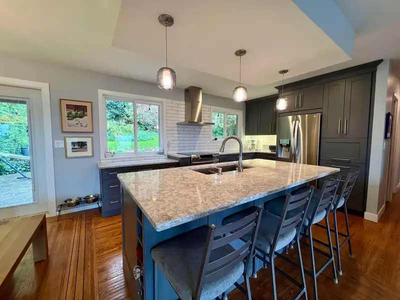 918 BAKER DRIVE - photo 4 of 25