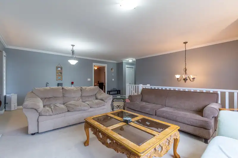 32967 EGGLESTONE AVENUE - photo 4 of 31