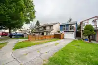 308 NICHOLAS CRESCENT - thumbnail 2