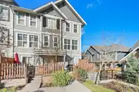 12 7169 208A STREET - thumbnail 32