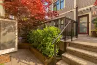 1077 SALSBURY DRIVE - thumbnail 2