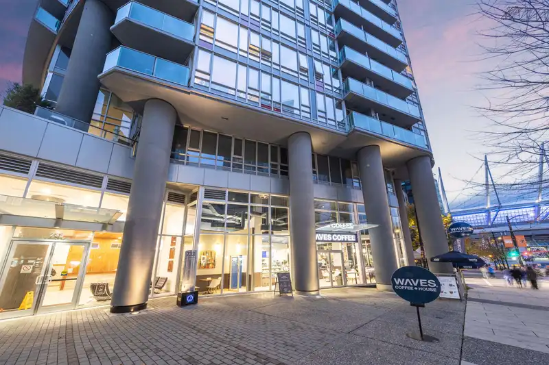 1606 233 ROBSON STREET - photo 2 of 30