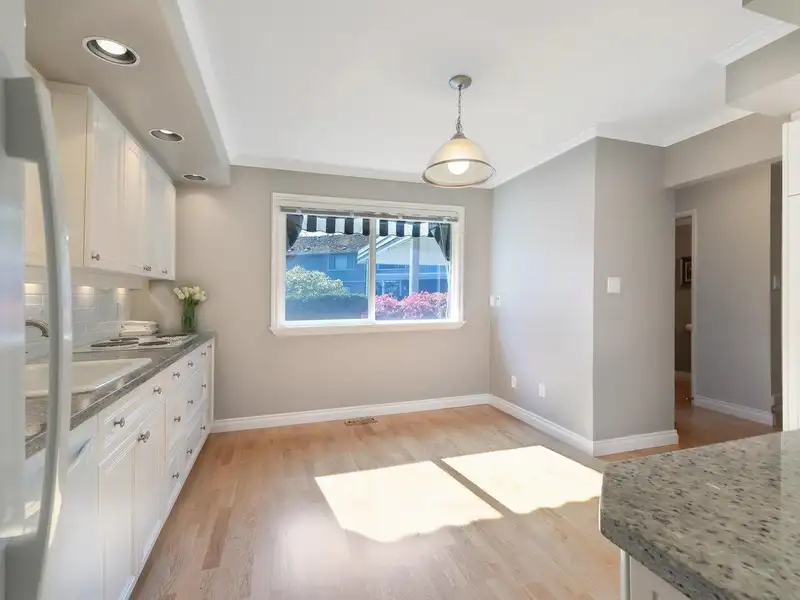 68 11771 KINGFISHER DRIVE - photo 4 of 40