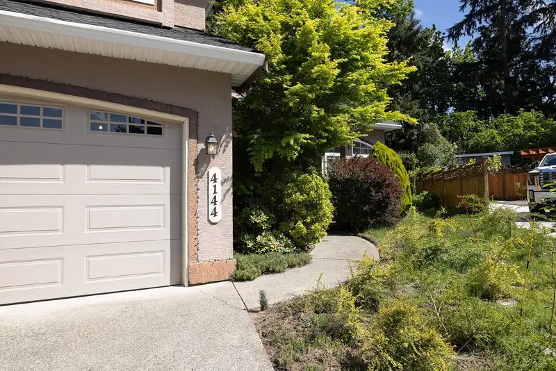 4144 BELANGER DRIVE - photo 1 of 40