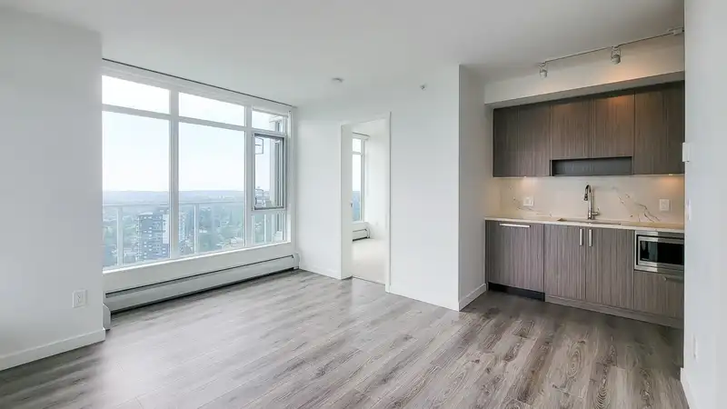 3608 13350 CENTRAL AVENUE - photo 4 of 17
