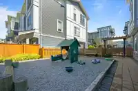 14 9560 ALEXANDRA ROAD - thumbnail 40