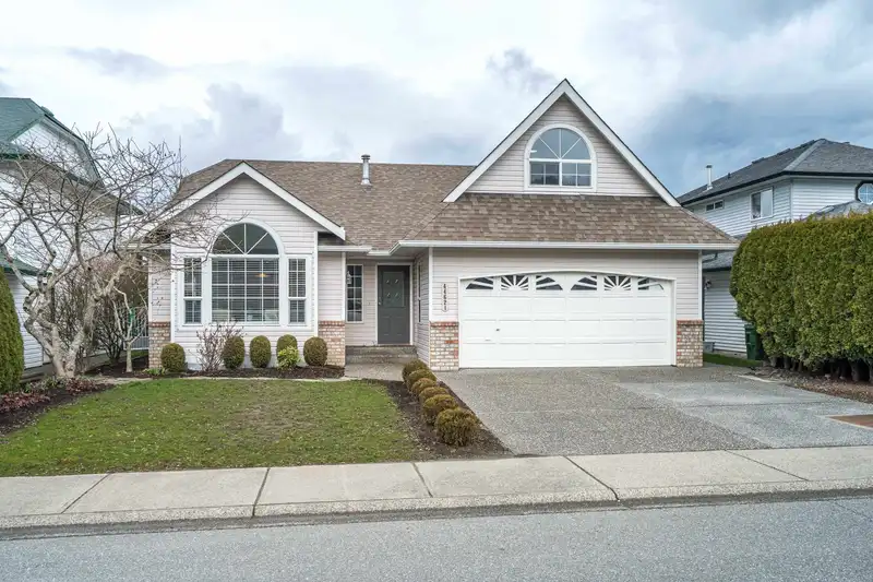44621 MONTE VISTA DRIVE - photo 1 of 39