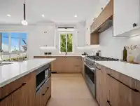 3 3786 PETER STREET - thumbnail 17
