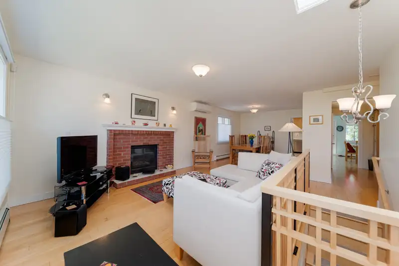 4432 GRAVELEY STREET - photo 4 of 39