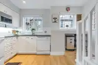 74 1561 BOOTH AVENUE - thumbnail 14