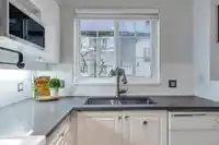 74 1561 BOOTH AVENUE - thumbnail 16
