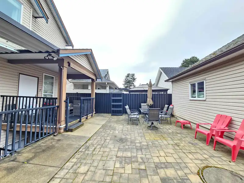 10158 128 STREET - photo 2 of 25