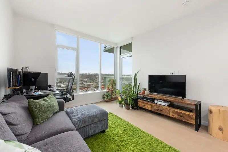 1301 2186 GILMORE AVENUE - photo 3 of 30