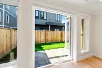 4852 SLOCAN STREET - thumbnail 16