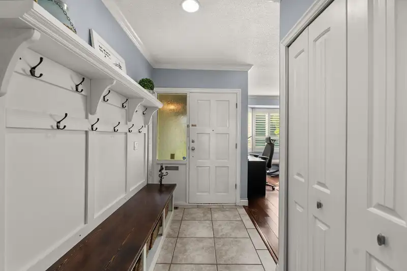 6714 NICHOLSON ROAD - photo 3 of 40