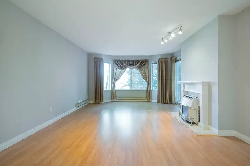 101 20600 53A AVENUE - photo 3 of 37