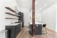 7025 HESSLEA CRESCENT - thumbnail 32