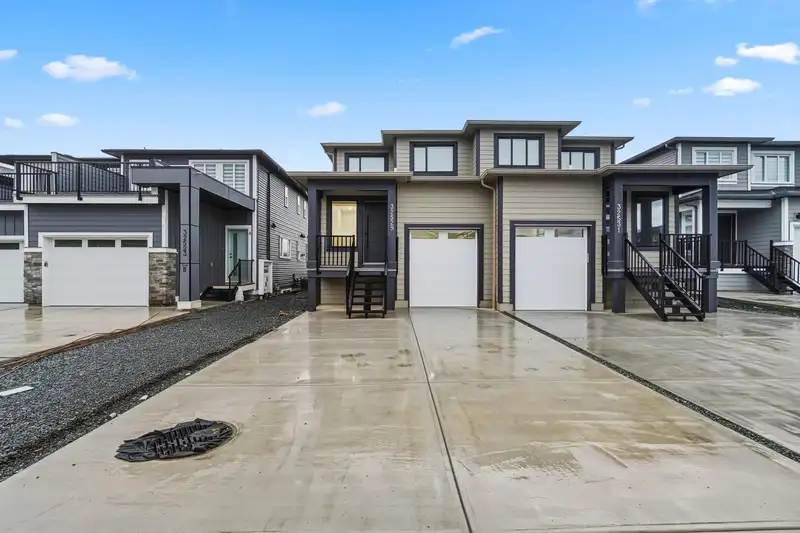 32529 HIGGINBOTTOM COURT - photo 2 of 40