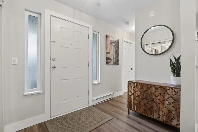 213 1189 WESTWOOD STREET - photo 4 of 40