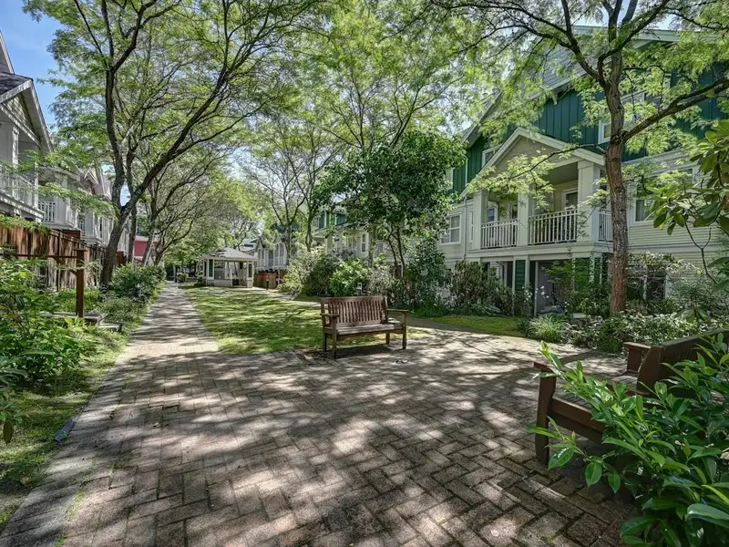 7 123 SEVENTH STREET - photo 1 of 28