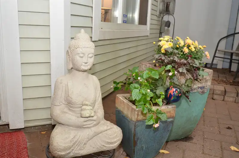 7 123 SEVENTH STREET - photo 2 of 28