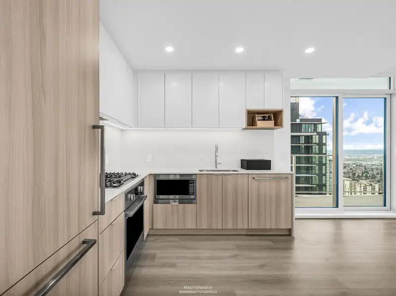 3501 6087 WILSON AVENUE - photo 1 of 30