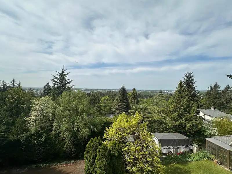 924 LONDON PLACE - photo 1 of 29