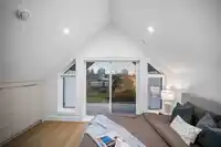 1 3623 TRIUMPH STREET - thumbnail 15
