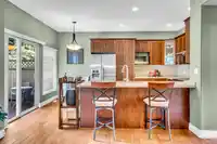 142 2979 PANORAMA DRIVE - thumbnail 7