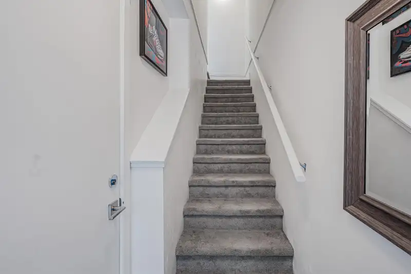 52 20849 78B AVENUE - photo 3 of 40