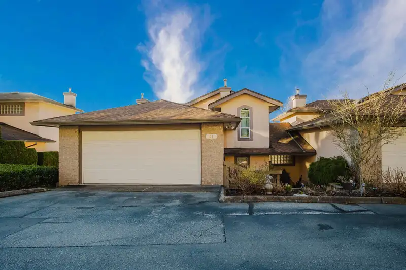 31 1238 EASTERN DRIVE - photo 1 of 40