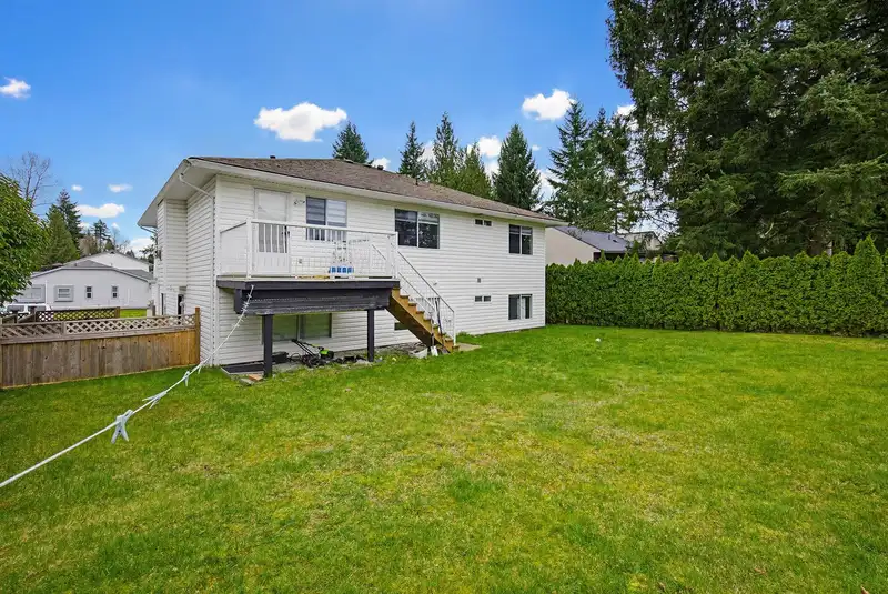 8103 CARIBOU STREET - photo 4 of 39
