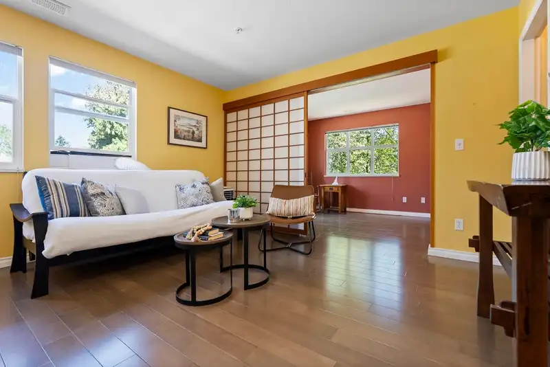 5 20543 96 AVENUE - photo 4 of 40